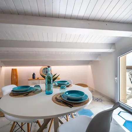 Boutique - 2 Pax * Avola